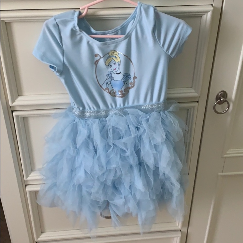 Girl’s bodysuit